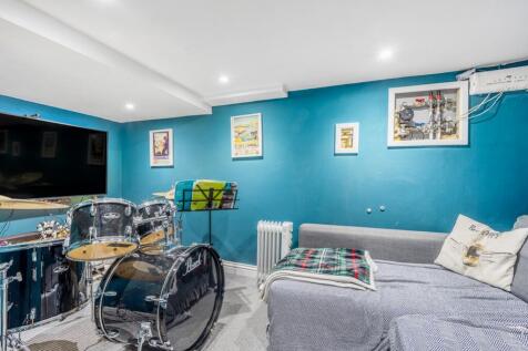 9 Woolsthorpe Road (Woolsthorpe By Colsterworth)-2