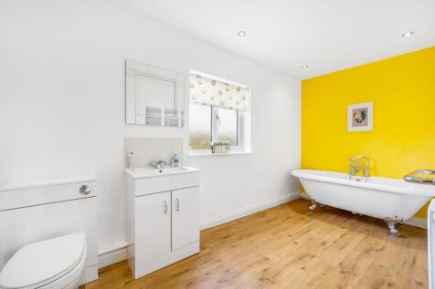 9 Woolsthorpe Road (Woolsthorpe By Colsterworth)-4