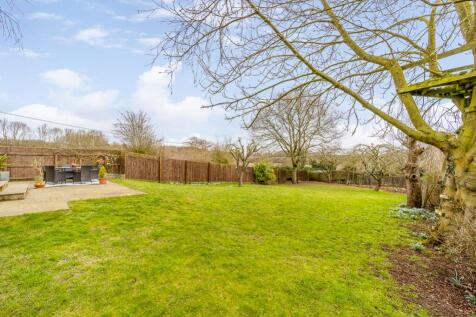 9 Woolsthorpe Road (Woolsthorpe By Colsterworth)-1
