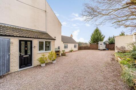 9 Woolsthorpe Road (Woolsthorpe By Colsterworth)-1