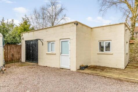 9 Woolsthorpe Road (Woolsthorpe By Colsterworth)-1