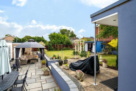 1304929-7-6841fd166a5bd