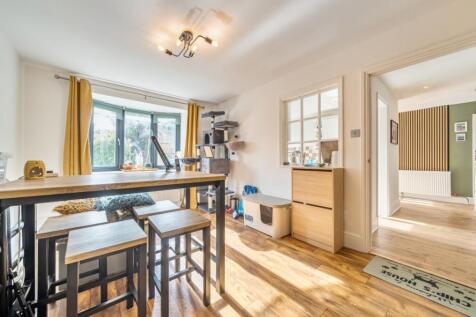 1364054-13-68e5332f50175