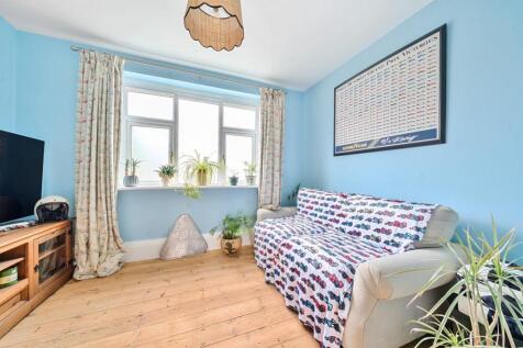 1371919-14-68fbe1c396296-ARW-1