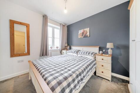 1374190-9-69036e5c0dabc