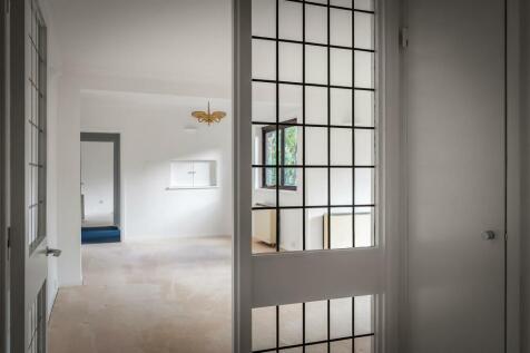 18-Oakleigh-Court-1.jpg