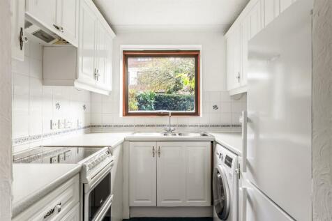18-Oakleigh-Court-15.jpg