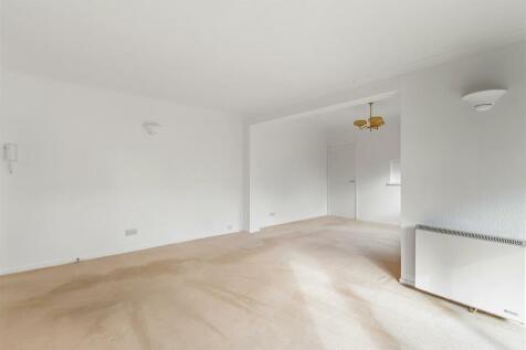 18-Oakleigh-Court-13.jpg