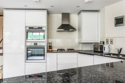 Apt1-Chestnut-Court-6.jpg