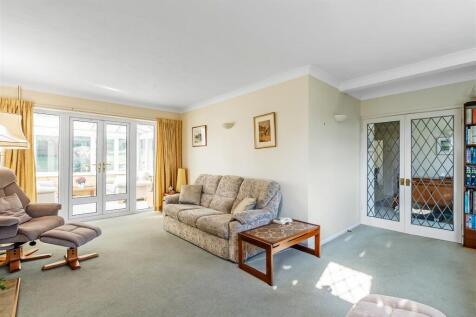 47-Paddock-Way-15.jpg