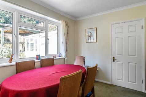 47-Paddock-Way-17.jpg