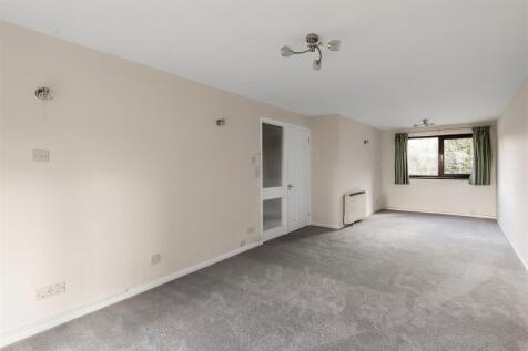 13-Oakleigh-Court-10.jpg