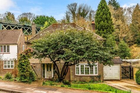 3-Woodhurst-Lane-47.jpg
