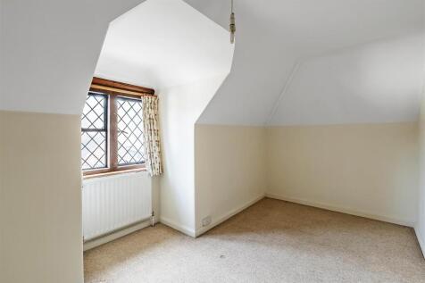 Burstow-Flat-12.jpg