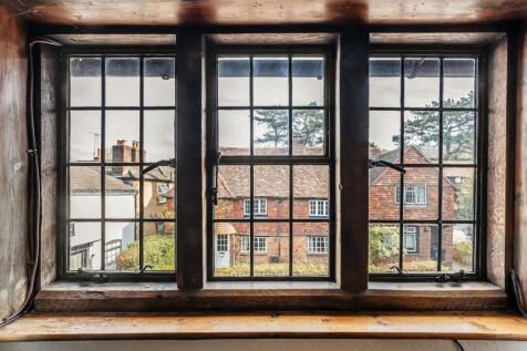 Burstow-Flat-8.jpg