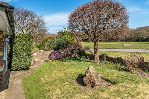 50-Stoneleigh-Road-25.jpg