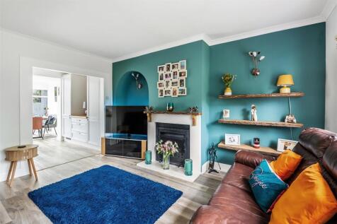 5-Evelyn-Cottages-8.jpg