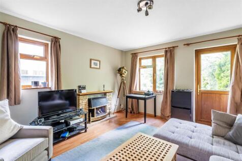 59-Barnfield-Way-4.jpg