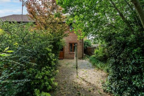 59-Barnfield-Way-13.jpg