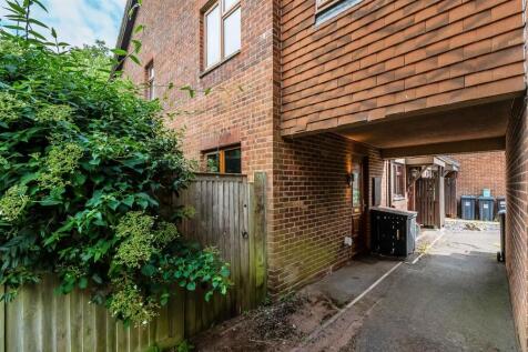 59-Barnfield-Way-14.jpg