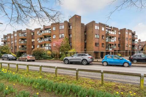 13-Oakleigh-Court-23.jpg