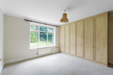 7-Oakhill-Lodge-6.jpg