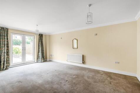 1-Lynton-House-4.jpg