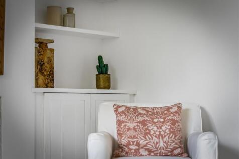 Honeysuckle-Cottage-13.jpg