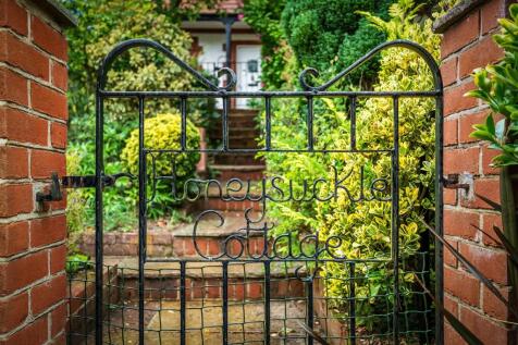Honeysuckle-Cottage-22.jpg