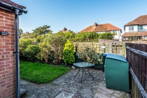 69-Barnfield-Way-12.jpg