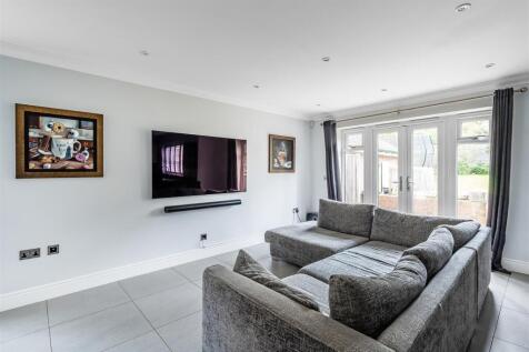 5-Gainsford-Place-26.jpg