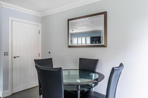 5-Gainsford-Place-30.jpg