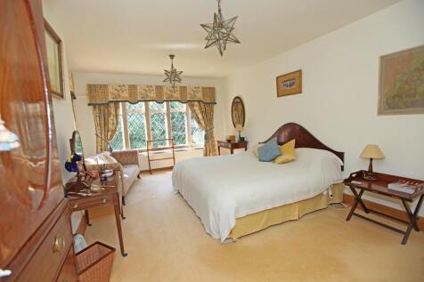 Guest bedroom