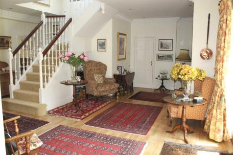 RECEPTION HALLWAY