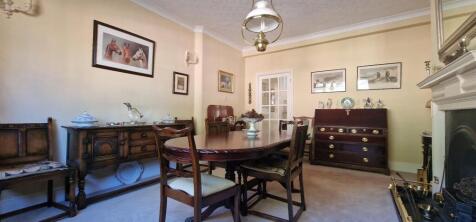 BREAKFAST ROOM