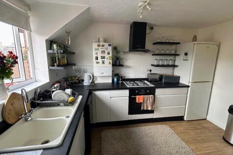 KITCHEN AND DINING ROOM