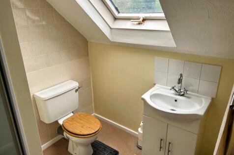JACK &amp; JILL SHOWER ROOM