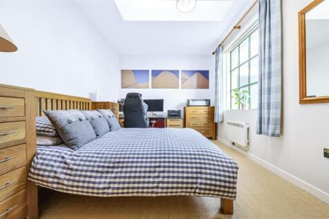Guest Bedroom.jpeg
