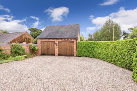 Double Garage 