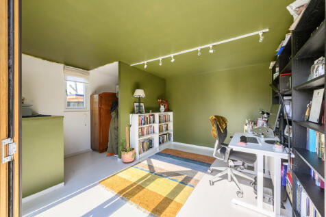 Internal Garden R...