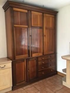 Kitchen cupboard