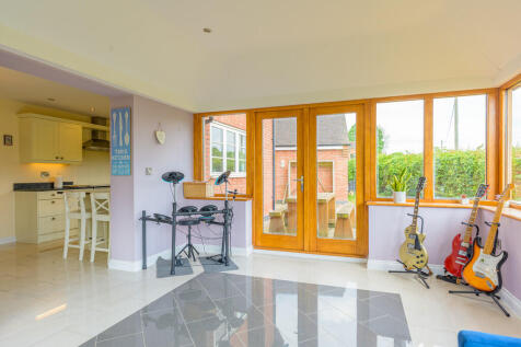 Garden Room DSC_4...