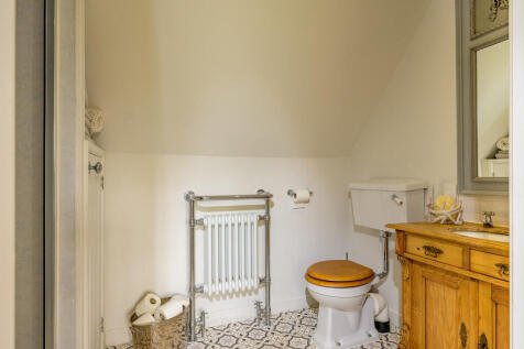 En-Suite to Bedro...