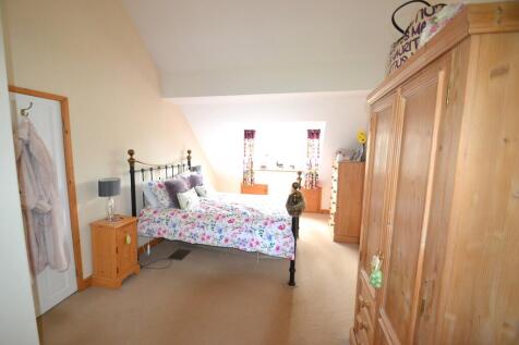 Bedroom Area to M...