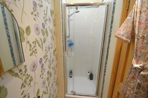 En-Suite Shower R...