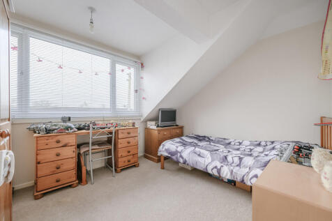 Bedrooom Six 