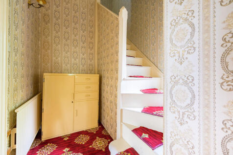 Staircase to Atti...