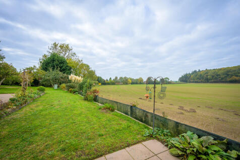 Garden and Views 