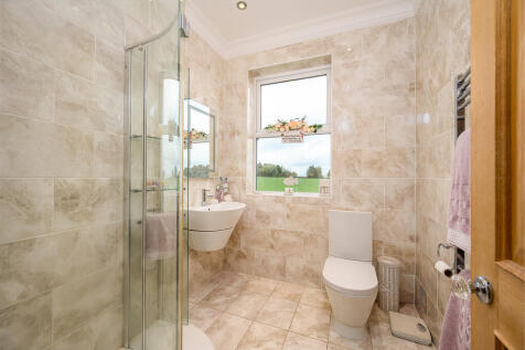 En-Suite to Bedro...