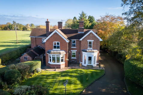 Aerial Front of P...